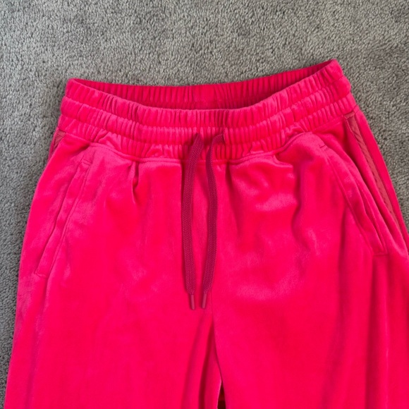OFFLINE BY AERIE BRIGHT LIGHTS VELOUR WIDE LEG PANT - Picture 5 of 5